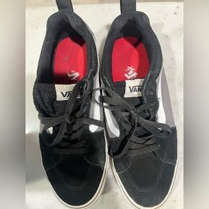 Men’s Vans Suede team shoes size 8.5